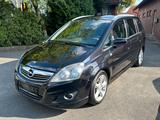 Opel Zafira B 1,8 Sport - Navi - AHK - PDC - 7 Sitzer - Opel Zafira Sport mit Benzin-Antrieb