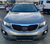Kia Sorento Spirit 4WD - Kia Sorento aus 2011 mit Diesel-Antrieb