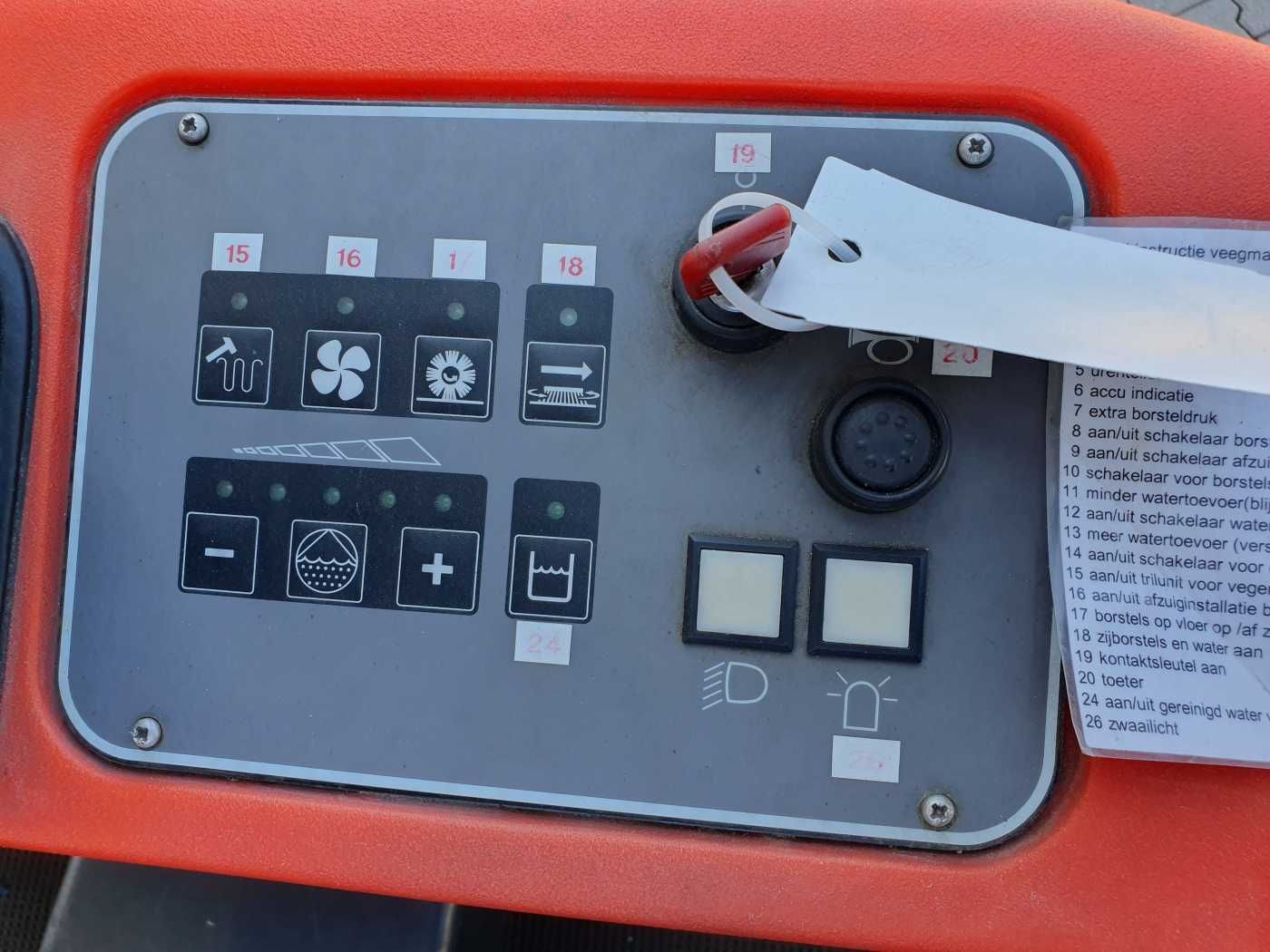 Fahrzeugabbildung Hako Hakomatic B 1100 / nur 704h! / 2006