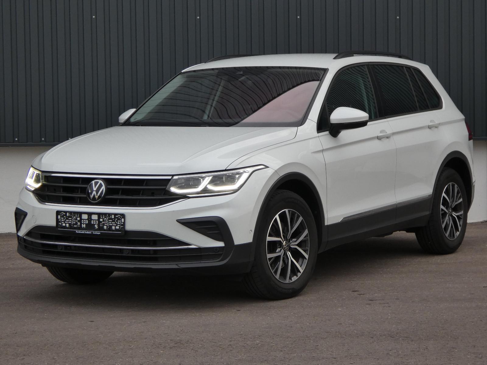 Volkswagen Tiguan 2.0 TDI DSG 1-Hand Virtual LED Kamera ACC
