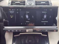 Fahrzeugabbildung DS Automobiles DS 7 BlueHDI 130 EAT8 Étoile Opera Hellgrau
