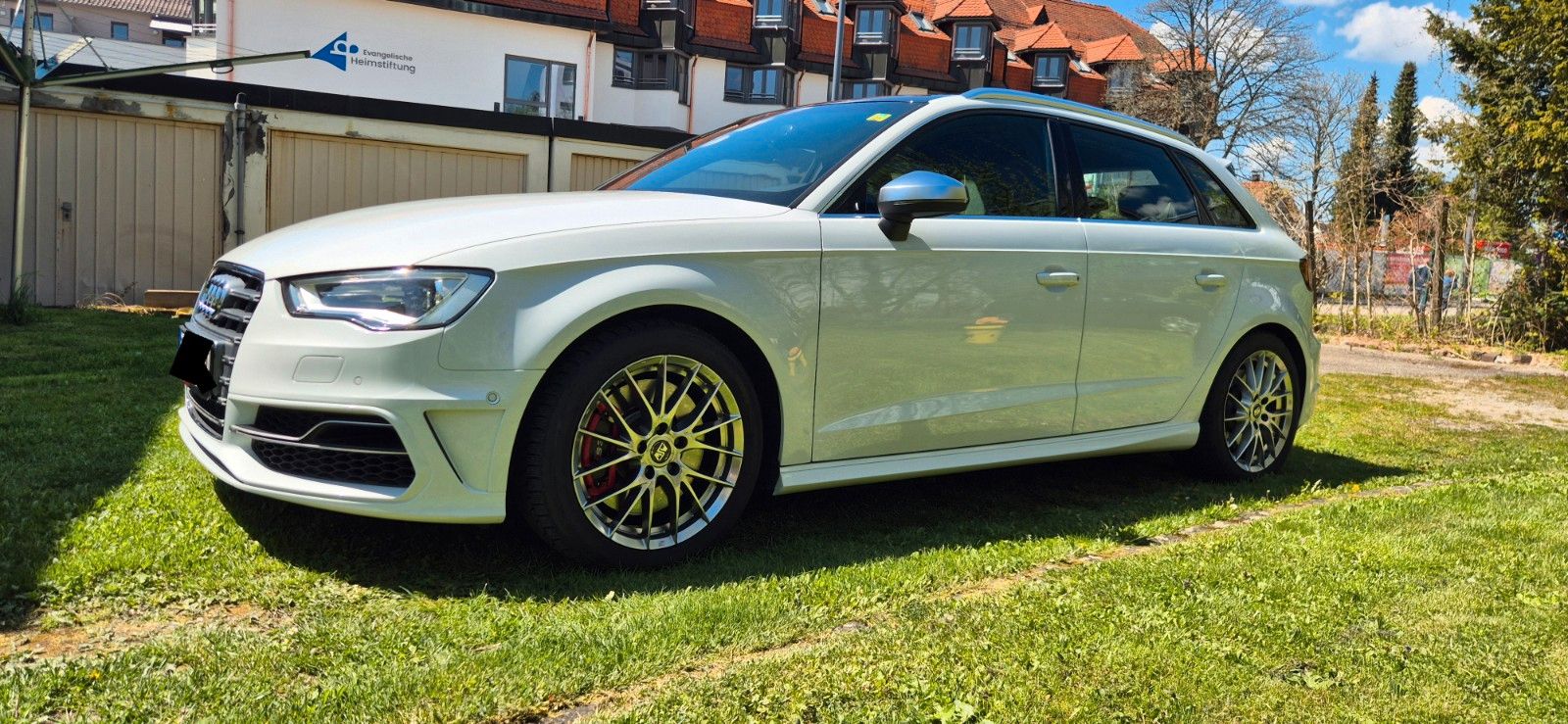 AUDI S3 8V 2.0 TFSI S tronic quattro gepflegt