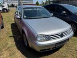 Volkswagen Golf 1.9TDI 74Kw Special - Volkswagen Golf aus 2003: TDI