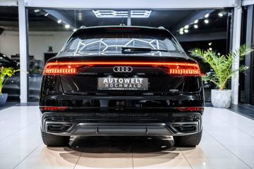 Audi Q8 - 12