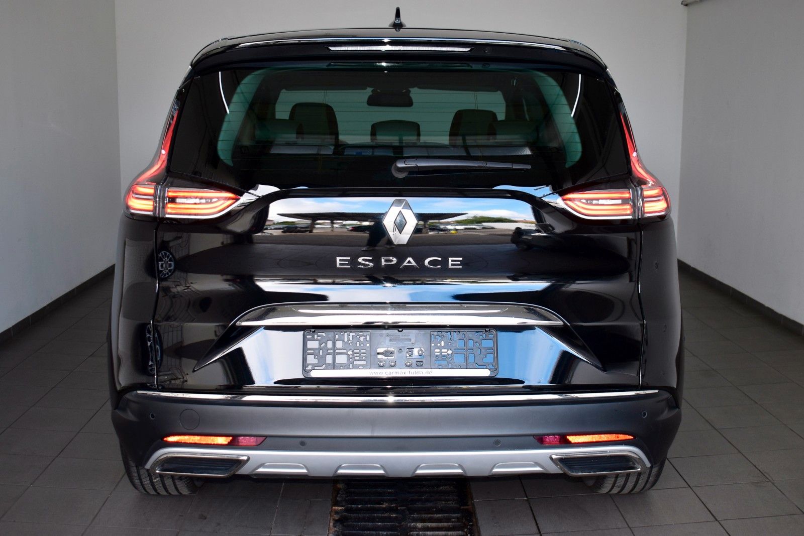 Fahrzeugabbildung Renault Espace V Limited,Leder,Navi,ACC,Headup,Pano.+WR