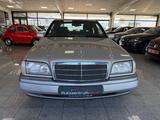 Mercedes-Benz C 220 Klima/E-Fenster/Zentralverrieg./Servo - Mercedes-Benz C 220 mit Benzin-Antrieb