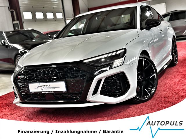 Audi RS3 *2.5 TFSI*QUATTRO*LIMO*CARPLAY*B&O*MASSAGE