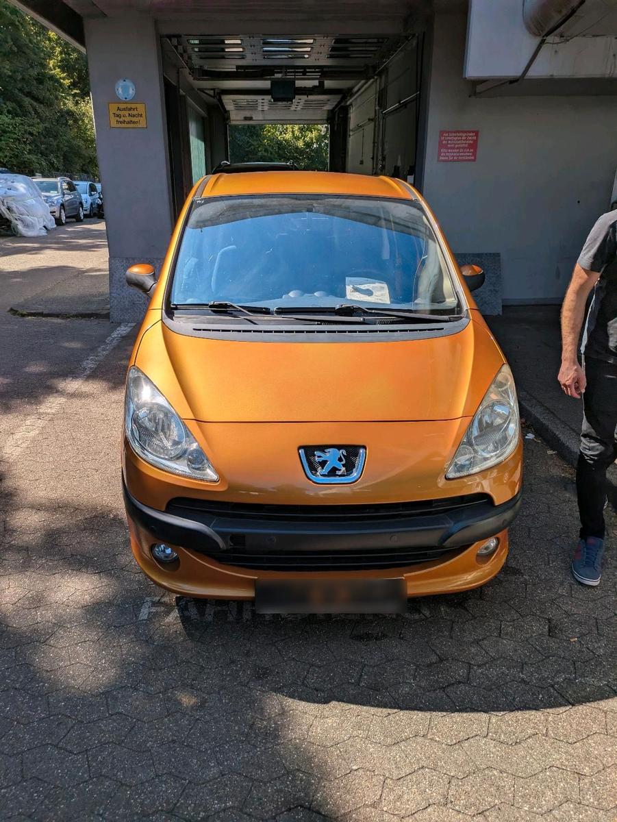 Peugeot 1007