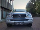 Mercedes-Benz ML 270 Nur 142 TKm-1 Hd-AHK 3.4 To-DPF-Grüne Pla - Mercedes-Benz ML 270 mit Diesel-Antrieb