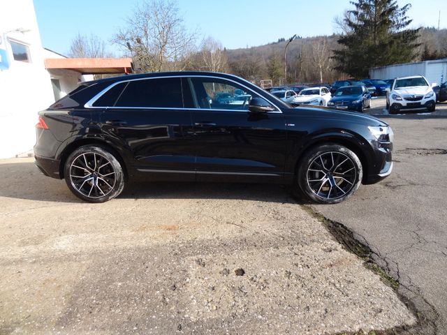 Fahrzeugabbildung Audi Q8 quattro/S-Line/Matrix/360/S-Sitze/B&O/AHK/