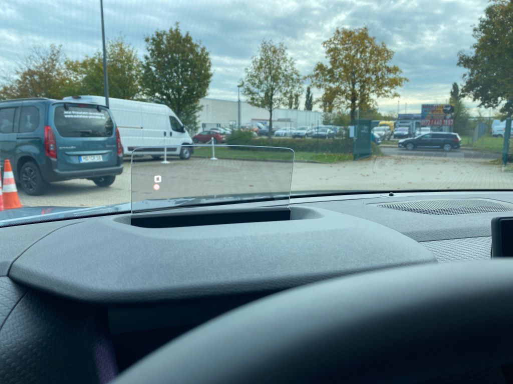 Fahrzeugabbildung Citroën C4 PureTech 130 Stop&Start EAT8 MAX *Kälte-Paket
