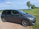 Toyota Verso 2.2l D-CAT Executive 5-Sitzer Executive - Toyota Verso: D Cat