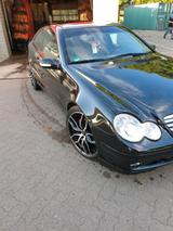 Mercedes-Benz Mercedes C320 Sportcoupe - gebrauchte Mercedes-Benz C 320 aus dem Jahr 2004