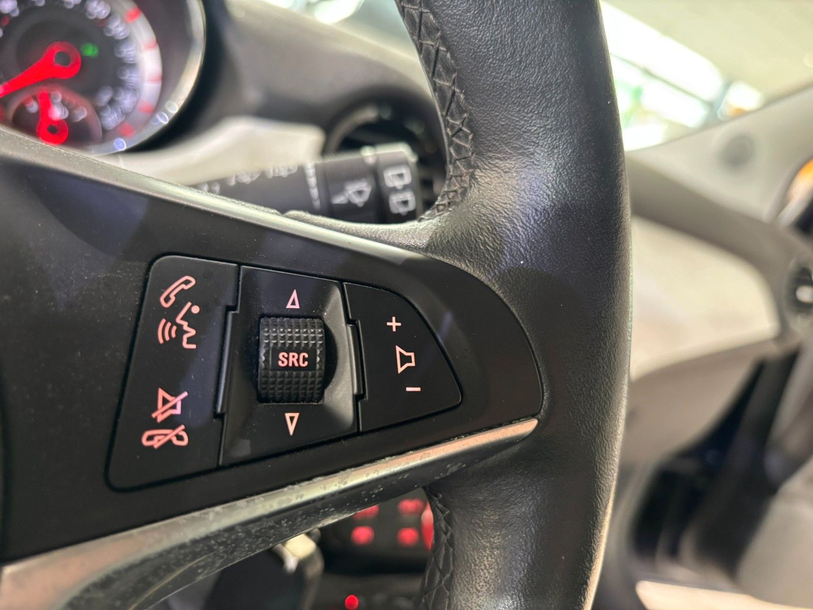 Fahrzeugabbildung Opel Adam Jam 1.2 SHZ/ALU16/LHZ/BT/KLIMA/ALLWETTER