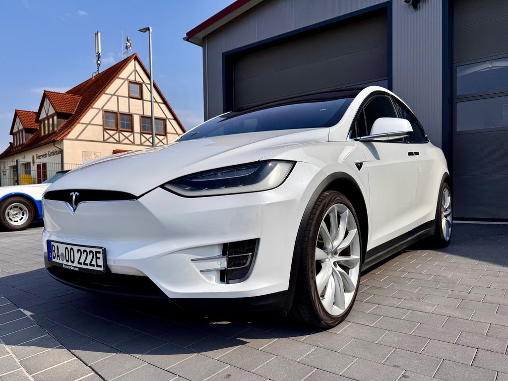 Image of Tesla Model X