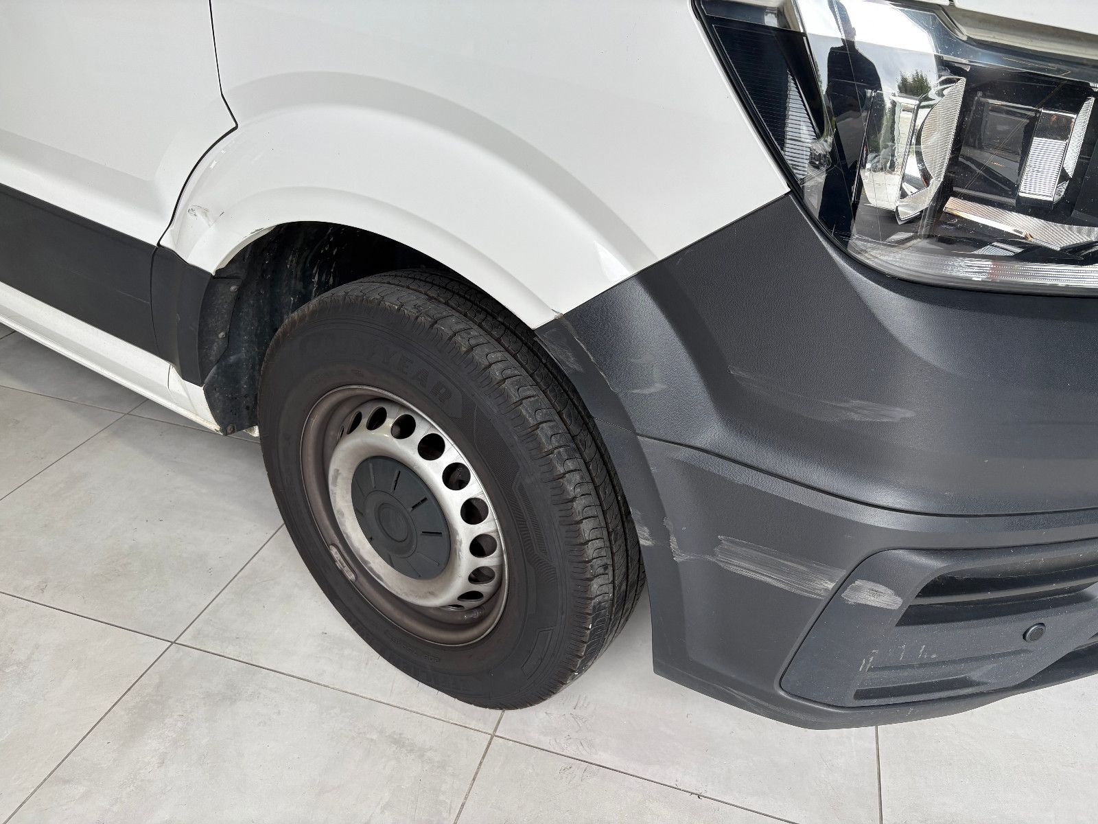 Fahrzeugabbildung Volkswagen Crafter Kasten Kasten 35 lang Hochdach FWD/3-SIT