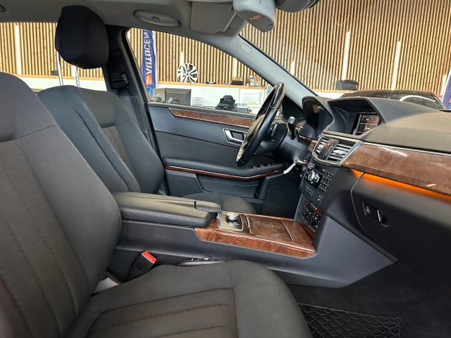 MYAUTOCENTER – Gebraucht- und Jahreswagen mit Werkstattservice in Pfaffenhofen Mercedes-Benz E 220 CDI Limousine BlueEfficiency *2. Hand*SHZ*