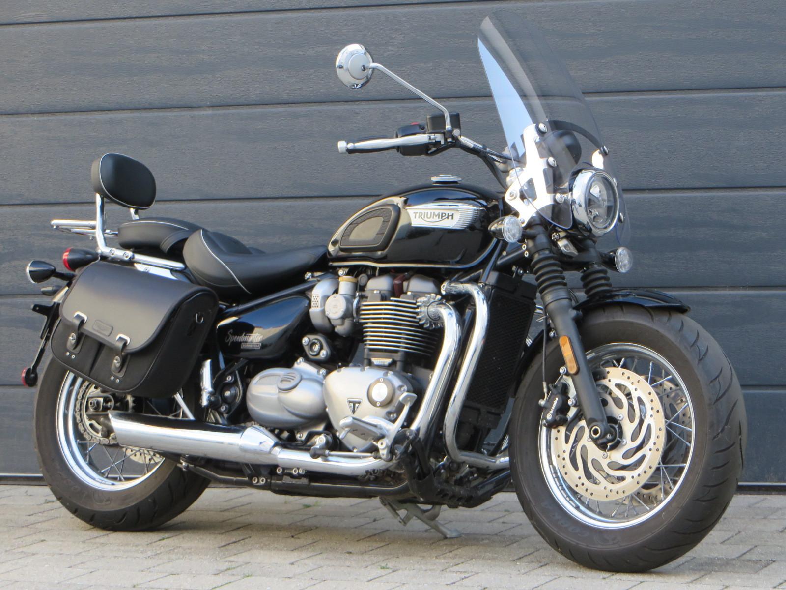 Triumph BONNEVILLE SPEEDMASTER 1200 > TOP>EXTRAS>1.HAND!