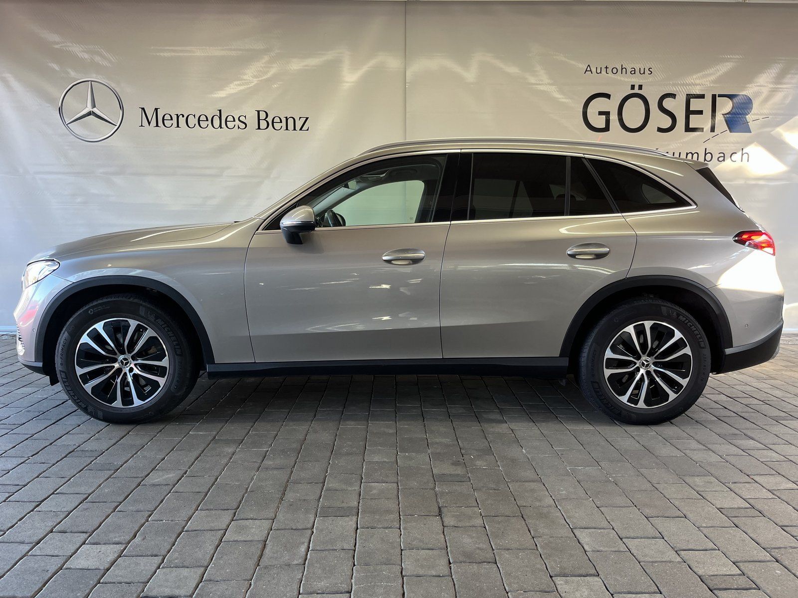MERCEDES-BENZ GLC 220 d 4M*AVA*Fahrassistenz*Kamera*Ambi*LED