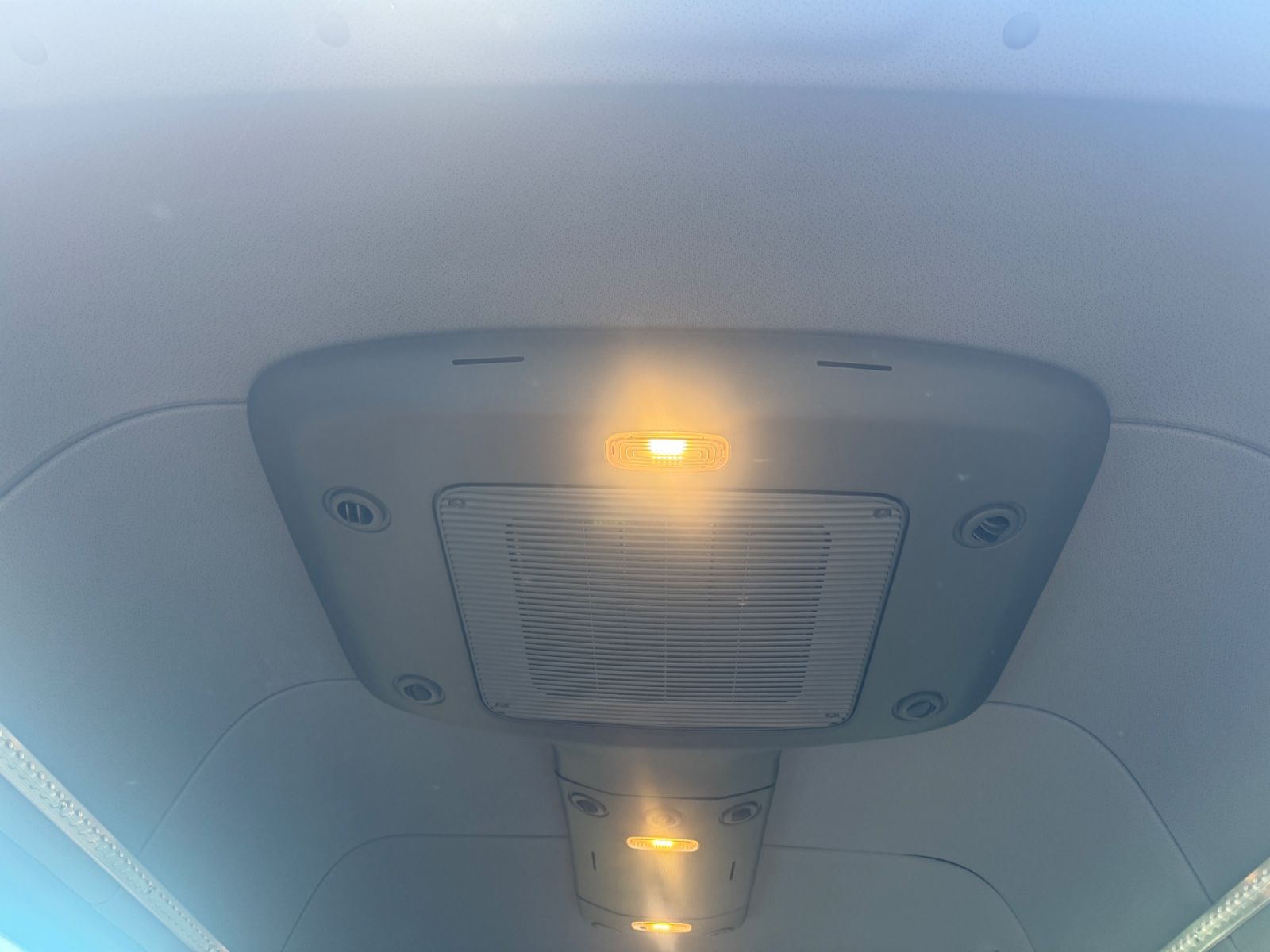 Fahrzeugabbildung Mercedes-Benz Sprinter III 314 CDI 9 Sitzer Klima+Lane+Toterwi