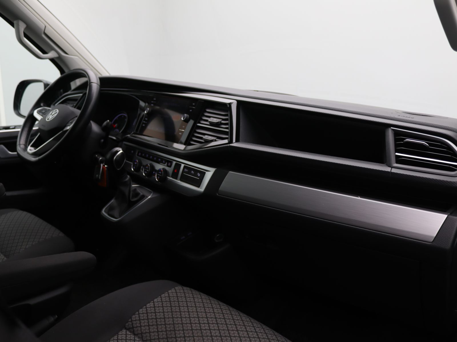 Volkswagen T6 California - Bild 13