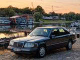 Mercedes-Benz E 320 143k Historic classic - gebrauchte Mercedes-Benz E 320 aus dem Jahr 1994
