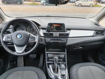 BMW 218 Active Tourer - 8