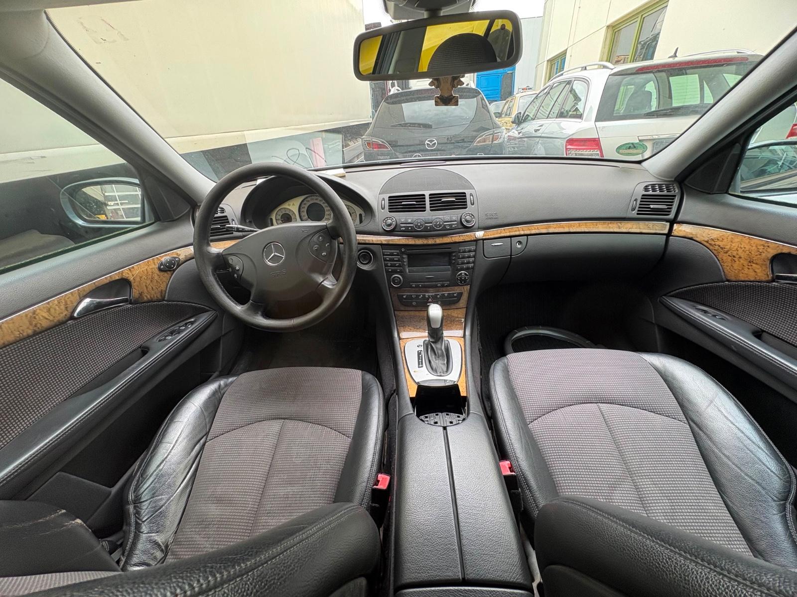Mercedes-Benz E 220 E -Klasse T-Modell E 220 T CDI