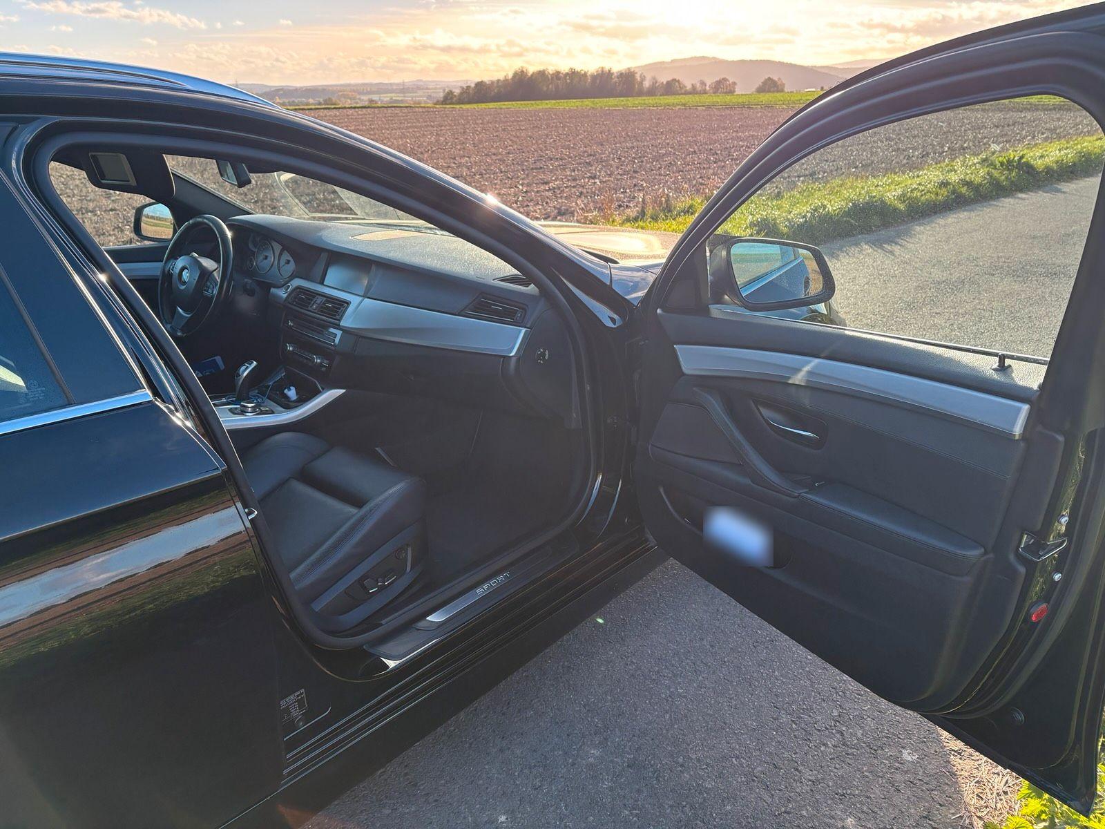 BMW 525 2011 — photo 10
