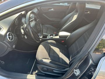 Mercedes CLA 200 - 10