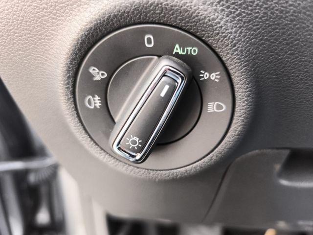 Fahrzeugabbildung SKODA Karoq 1.5 TSI DSG Style 1.HAND AHK NAVI 4xSHZ LE