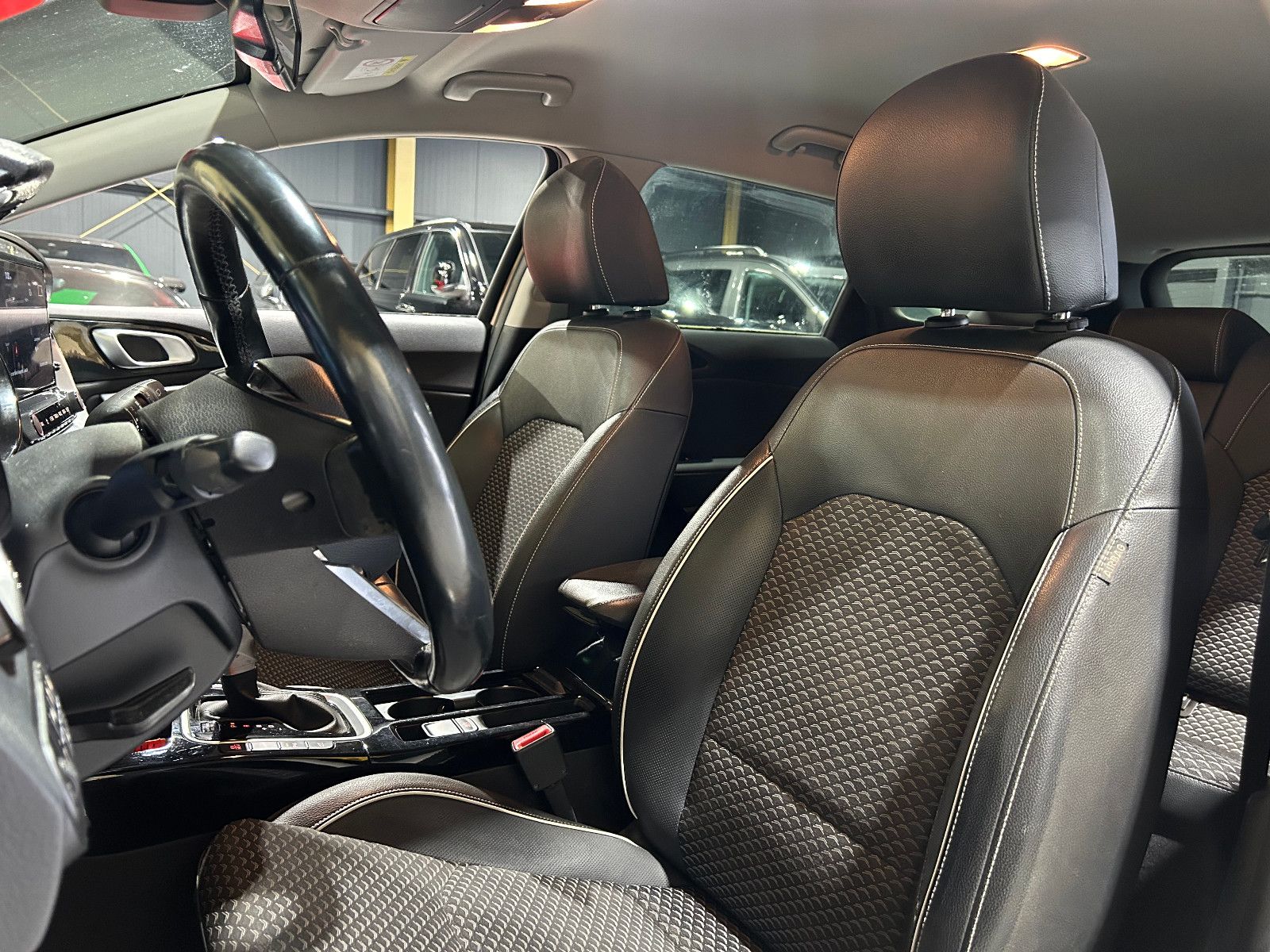 Fahrzeugabbildung Kia Ceed Sportswagon/Platinum Edition/DIGITAL-TACHO/
