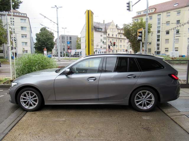 BMW 320d Touring xDrive Aut Navi/curved/SHZ/PDC foto 10