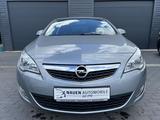 Opel Astra J 1.6 Automatik Design Edition+1.Hand+Temp - Opel Astra: Design Edition