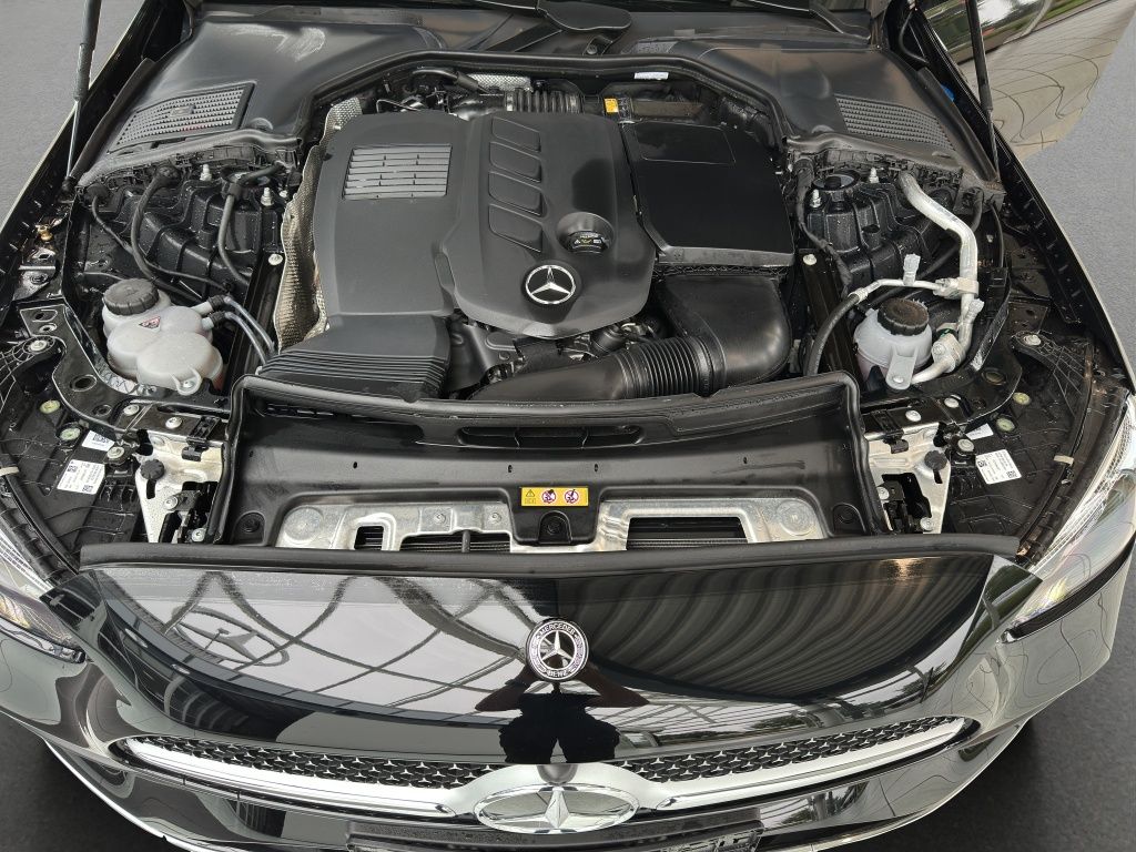 Fahrzeugabbildung Mercedes-Benz C 300 d T-Modell AMG*el. Heckklappe*LED*Kamera