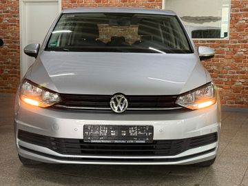 Volkswagen Touran - 2