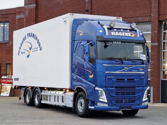 Volvo FH 13.540 Globetrotter XL 6x4 - Thermoking UT-12