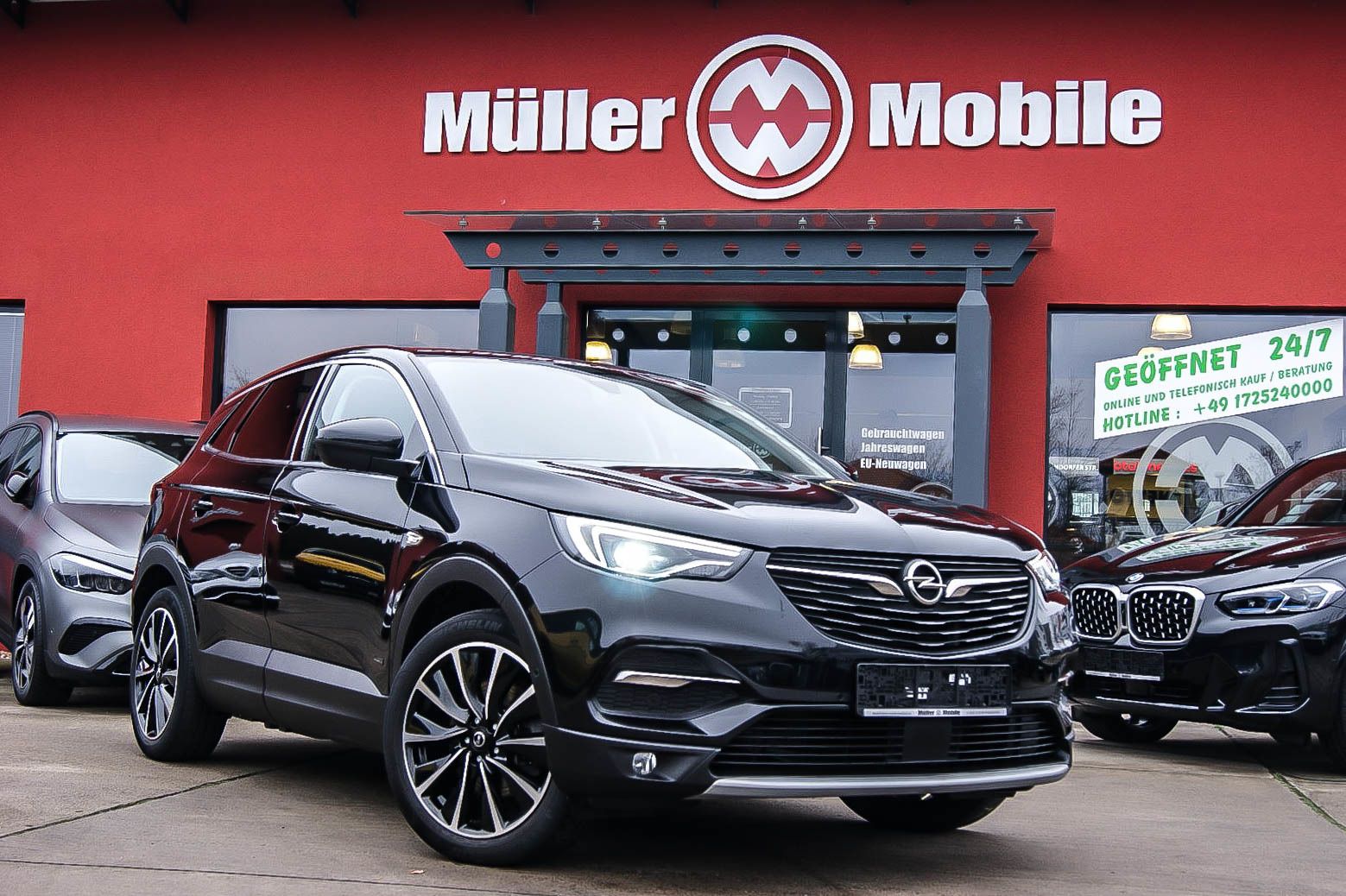 Fahrzeugabbildung Opel Grandland X 1.6T 4x4 Hybrid INNOVATION LED NAVI