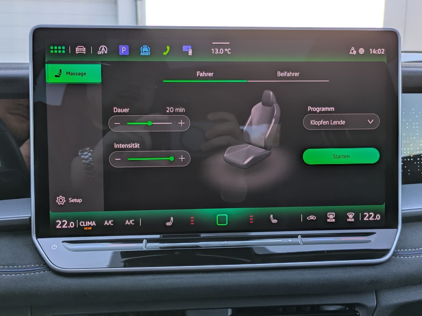 Fahrzeugabbildung Volkswagen Tayron 2.0 TDI 4M R-Line BLACK*7Si*MATRIX*PANO