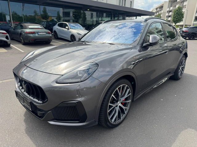 MASERATI Grecale