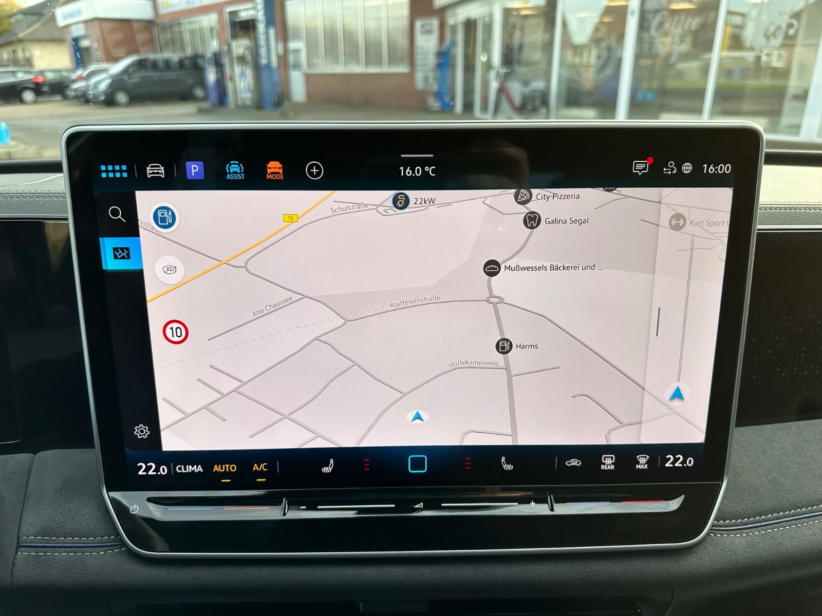 Fahrzeugabbildung Volkswagen Tiguan R-Line 2.0 TDI DSG Black/Pano/Matrix/AHK