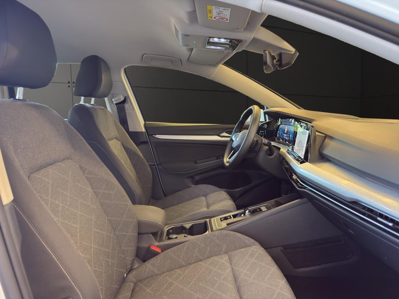 Volkswagen Golf VIII Var. 2.0 TDI DSG Life AHK+NAVI+STANDHZ, миниатюра 19