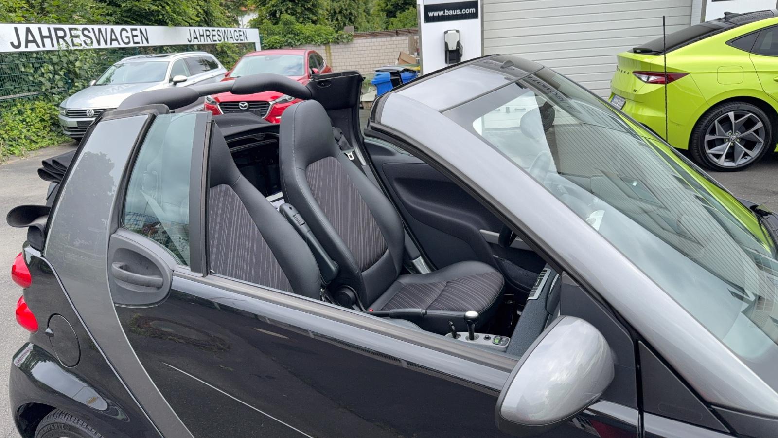 Smart fortwo cabrio  / 2 Jahre HU frei /