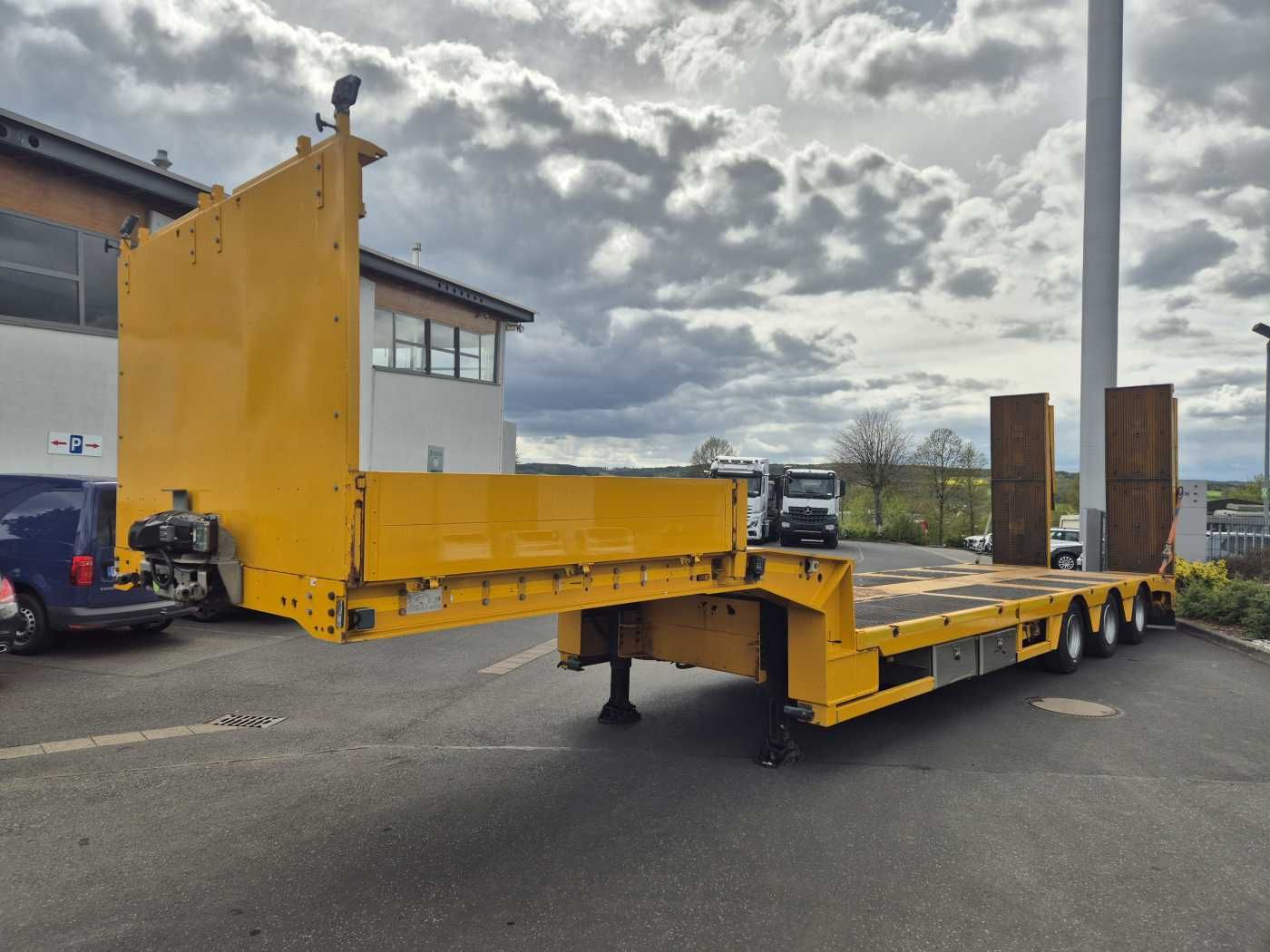 Fahrzeugabbildung Faymonville Multimax F-S43-1AAF hydr. Hub-Deck+Rampen Winde