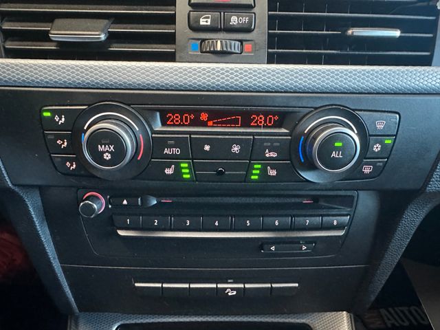 BMW 330 d Touring xDrive*AHK*Bluetooth*PDC*SHZ*Klima