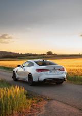 BMW M4 CSL Coupe 1 of 1000 *VOLL* 1. Hand - BMW M4: Csl