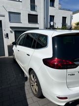 Opel Zafira Tourer 2.0 CDTI INNOVATION 121kW Auto... - Opel Zafira Tourer in Stuttgart