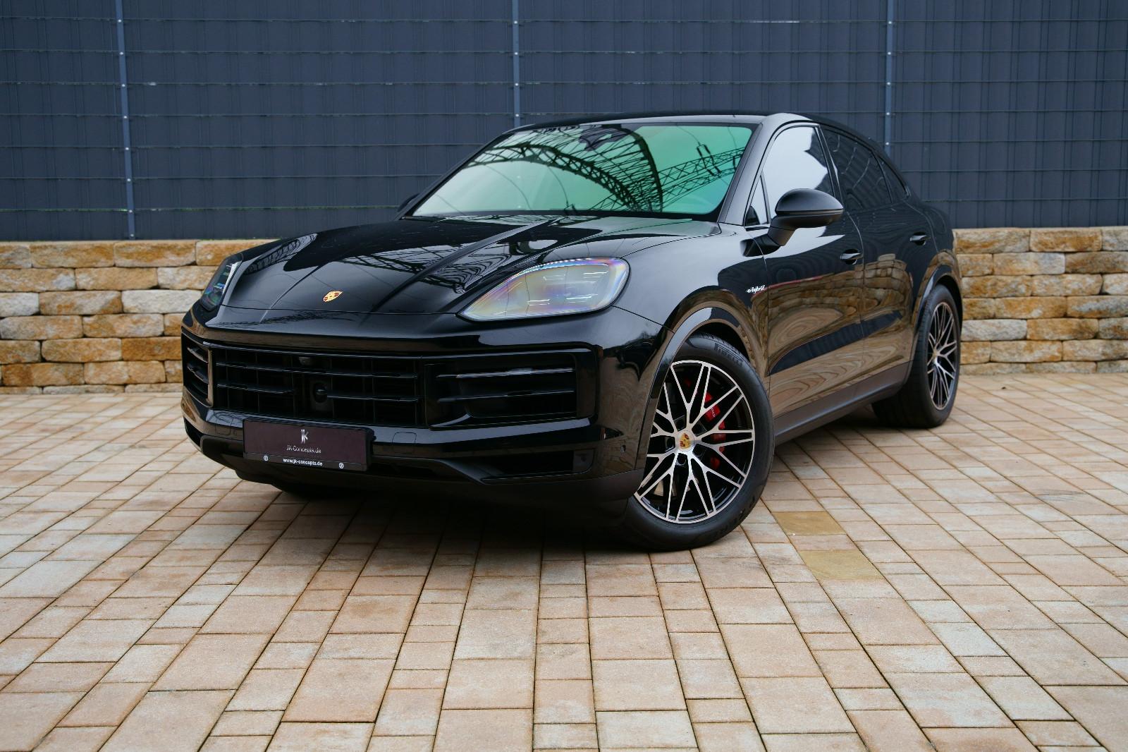 Porsche Cayenne Coupe S E-Hybrid /MASSAGE/KEYLESS/INNO