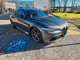 Alfa Romeo Giulia 2.9 V6 Bi-Turbo 375 kW AT8 Quadrifogl... - gebrauchte Alfa Romeo Giulia aus dem Jahr 2020