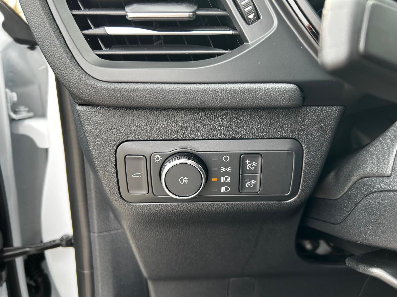 Ford Kuga Hybrid ST-Line X *AWD*PANO*360°*MatrixLED*